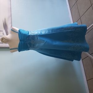 LILY KID Formal Princes Dress with Elegant Silhouette